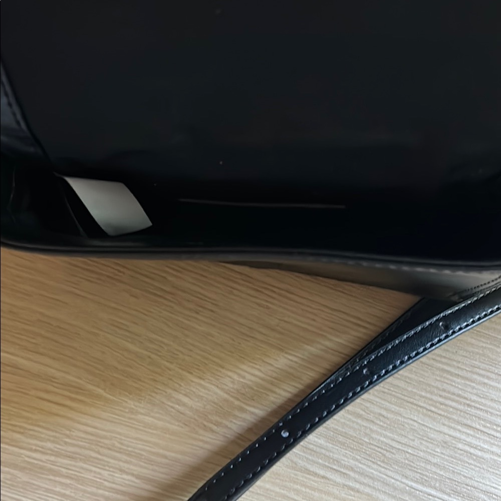 Marc Jacobs Black and Cream Crossbody Bag - Picture 3 of 7